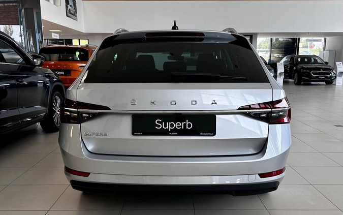 Skoda Superb cena 187990 przebieg: 4, rok produkcji 2024 z Sompolno małe 79